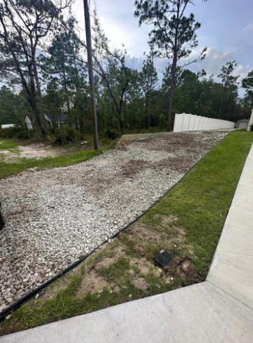 Side view of inexpensive millings driveway in Tampa Florida